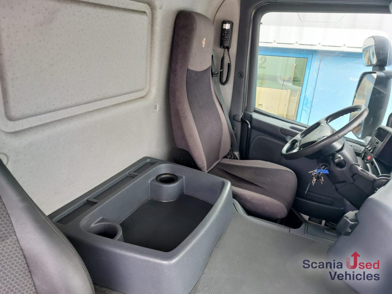 SCANIA P 280 DB4x2MNA Koffer Ladebordwand - Camion fourgon: photos 3 SCANIA P 280 DB4x2MNA Koffer Ladebordwand - Camion fourgon: photos 3