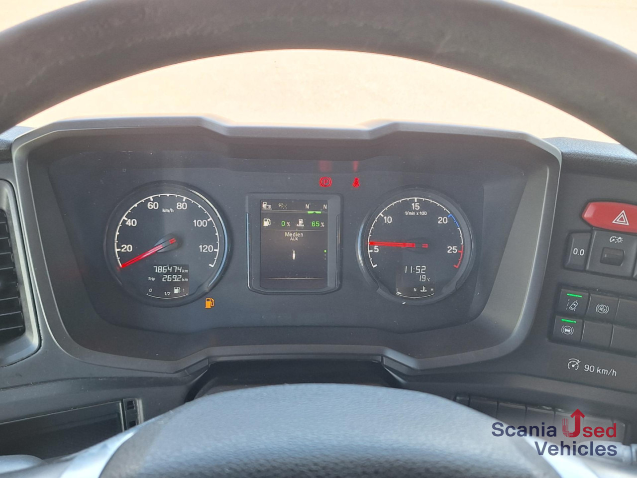 SCANIA R 450 A4x2NA 4 Balg Tacho NEU !! - Tracteur routier: photos 5 SCANIA R 450 A4x2NA 4 Balg Tacho NEU !! - Tracteur routier: photos 5