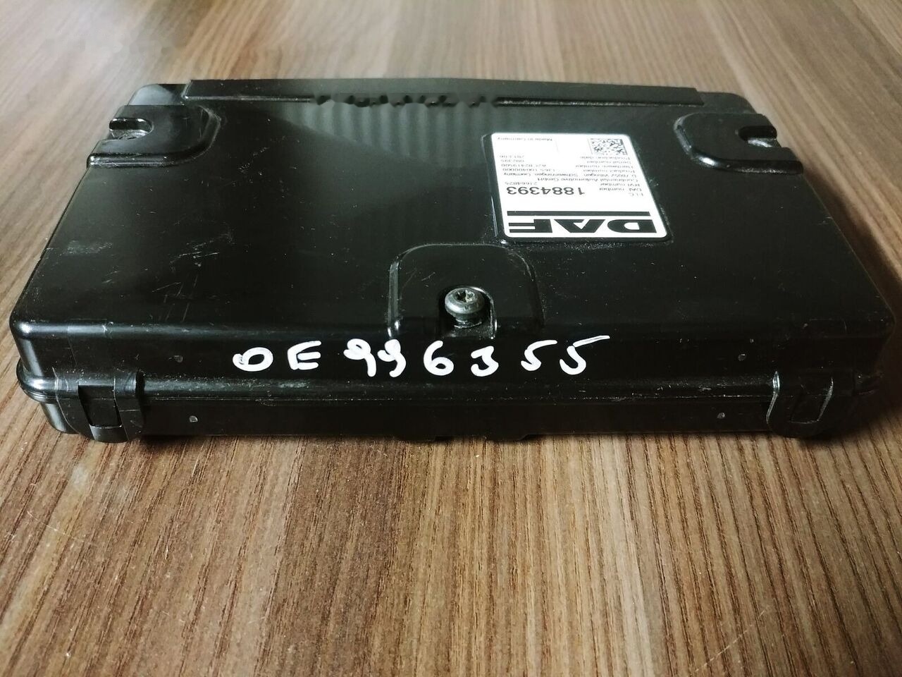 DAF Electronic Light Controller ELC 1884393 DAF CF65 LF45 - Bloc de gestion pour Camion: photos 2 DAF Electronic Light Controller ELC 1884393 DAF CF65 LF45 - Bloc de gestion pour Camion: photos 2