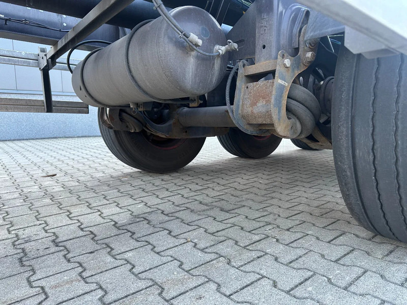 Semi-remorque porte-conteneur/ Caisse mobile Burg 20FT / 20FT SWAP ADR (EX/II, EX/III, FL, AT) Chassis, 3.690kg, SAF INTRADISC, 2x Liftaxle, NL-chassis, APK/ADR: 08-2025: photos 9
