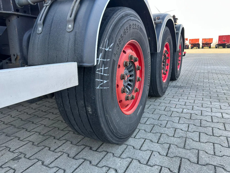 Semi-remorque porte-conteneur/ Caisse mobile Burg 20FT ADR (EX/II, EX/III, FL, AT), Leeggewicht: 3.690kg, SAF INTRADISC, 2x liftaxle, ALCOA, NL-Chassis, APK/ADR: 08-2025: photos 15