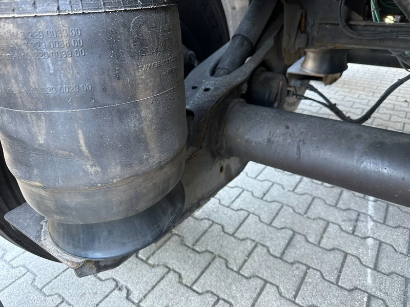 Semi-remorque porte-conteneur/ Caisse mobile Burg 20FT ADR (EX/II, EX/III, FL, AT), Leergewicht: 3.690kg, SAF INTRADISC, 2x liftaxle, ALCOA, NL-Chassis, APK/ADR: 08-2025: photos 16