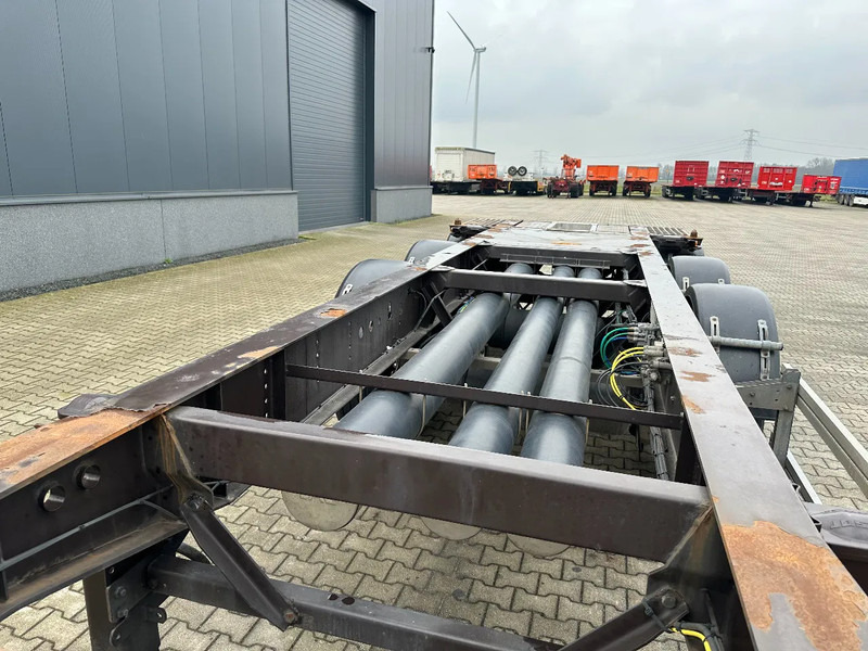 Semi-remorque porte-conteneur/ Caisse mobile Burg 20FT ADR (EX/II, EX/III, FL, AT), empty weight: 3.690kg, SAF INTRADISC, 2x liftaxle, ALCOA, NL-Chassis, APK/ADR: 05-2025: photos 10