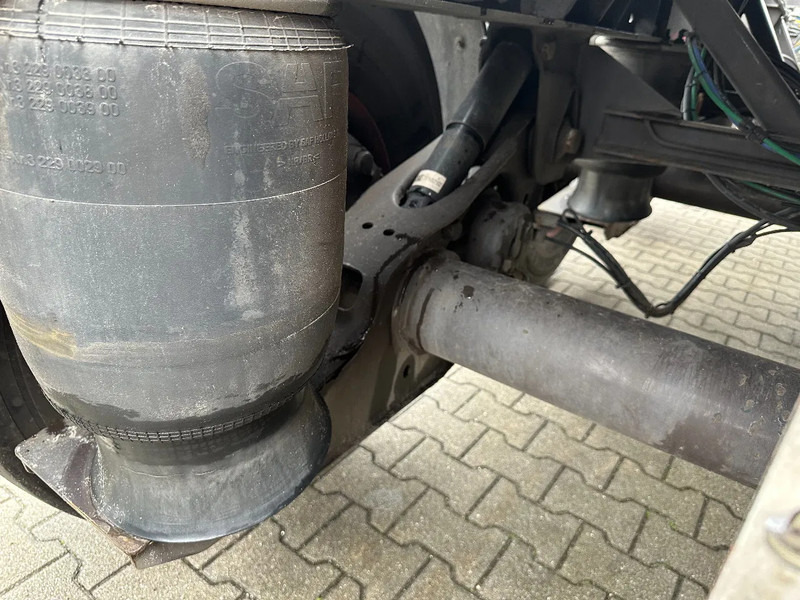 Semi-remorque porte-conteneur/ Caisse mobile Burg 20FT ADR (EX/II, EX/III, FL, AT), empty weight: 3.690kg, SAF INTRADISC, 2x liftaxle, ALCOA, NL-Chassis, APK/ADR: 05-2025: photos 18