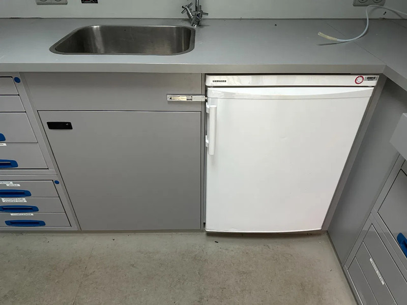 Scania P230 TOP: multifunct. ruimte met airco (camper?), 22kVA generator, hydr. steunpoten, beloopbaar dak, keuken, APK 10-2026 en leasing occasion Scania P230 TOP: multifunct. ruimte met airco (camper?), 22kVA generator, hydr. steunpoten, beloopbaar dak, keuken, APK 10-2026: photos 9