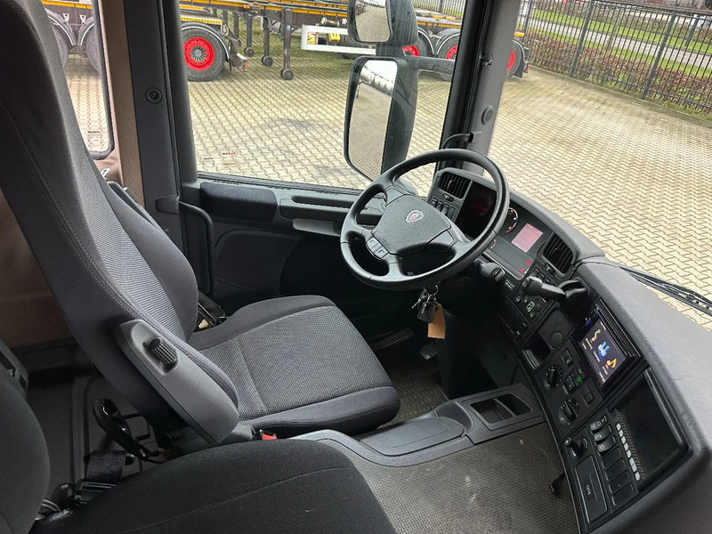 Scania P230 TOP: multifunct. ruimte met airco (camper?), 22kVA generator, hydr. steunpoten, beloopbaar dak, keuken, APK 10-2026 en leasing occasion Scania P230 TOP: multifunct. ruimte met airco (camper?), 22kVA generator, hydr. steunpoten, beloopbaar dak, keuken, APK 10-2026: photos 18