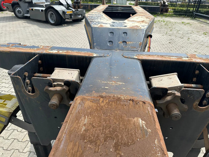 Semi-remorque porte-conteneur/ Caisse mobile Pacton FLEX XL 45FT HC multi (2x extendable), liftaxle, SAF + DRUM, NL-chassis: photos 16 Semi-remorque porte-conteneur/ Caisse mobile Pacton FLEX XL 45FT HC multi (2x extendable), liftaxle, SAF + DRUM, NL-chassis: photos 16