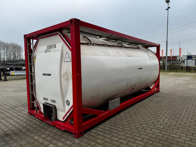 SINGAMAS 20FT ISO, 26.000L/1-COMP/3 BAFFELS/3 manholes, 5Y inspection: 11/2025 - Cuve de stockage: photos 4 SINGAMAS 20FT ISO, 26.000L/1-COMP/3 BAFFELS/3 manholes, 5Y inspection: 11/2025 - Cuve de stockage: photos 4