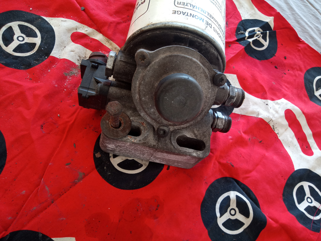 DAF XF106 - Filtre à carburant: photos 2 DAF XF106 - Filtre à carburant: photos 2