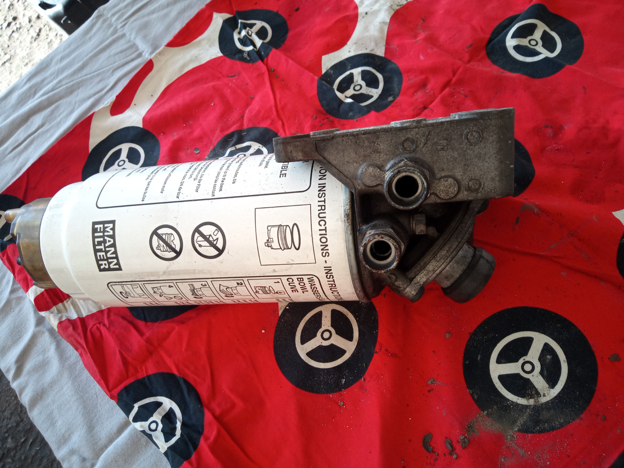 DAF XF106 - Filtre à carburant: photos 1 DAF XF106 - Filtre à carburant: photos 1