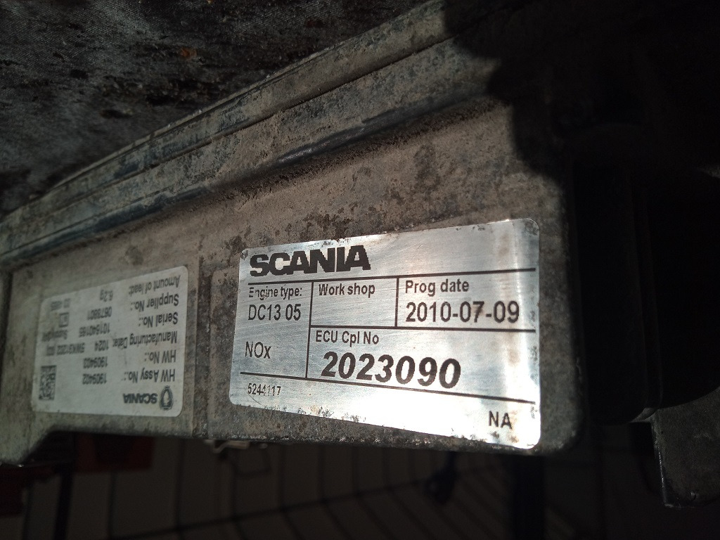 EDC Scania R440 DC1305 2023093 - Bloc de gestion pour Camion: photos 1 EDC Scania R440 DC1305 2023093 - Bloc de gestion pour Camion: photos 1