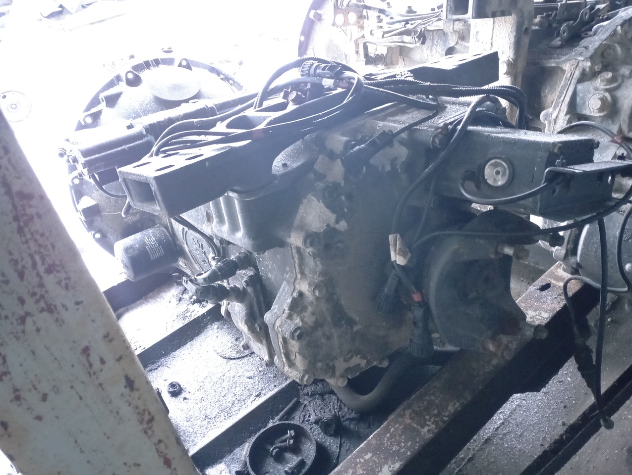 SCANIA R420, R440,G320,R480 - Boîte de vitesse pour Châssis cabine: photos 3 SCANIA R420, R440,G320,R480 - Boîte de vitesse pour Châssis cabine: photos 3