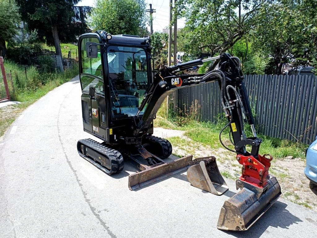 CAT 301.6 05A - Mini pelle: photos 1 CAT 301.6 05A - Mini pelle: photos 1