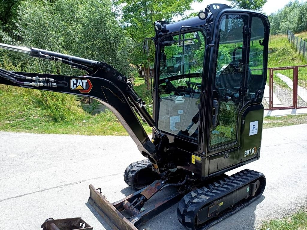 CAT 301.6 05A - Mini pelle: photos 3 CAT 301.6 05A - Mini pelle: photos 3