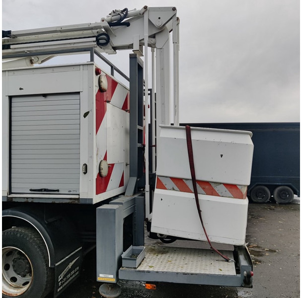 Camion avec nacelle DAF CF: photos 8