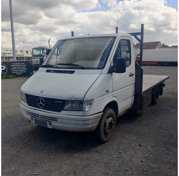 Mercedes-Benz TN-412-DD - Utilitaire plateau: photos 1 Mercedes-Benz TN-412-DD - Utilitaire plateau: photos 1