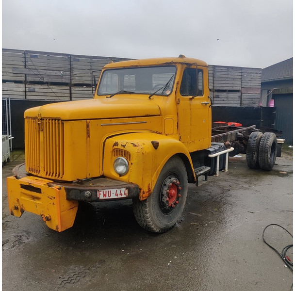 Scania 110 - Camion benne: photos 1 Scania 110 - Camion benne: photos 1