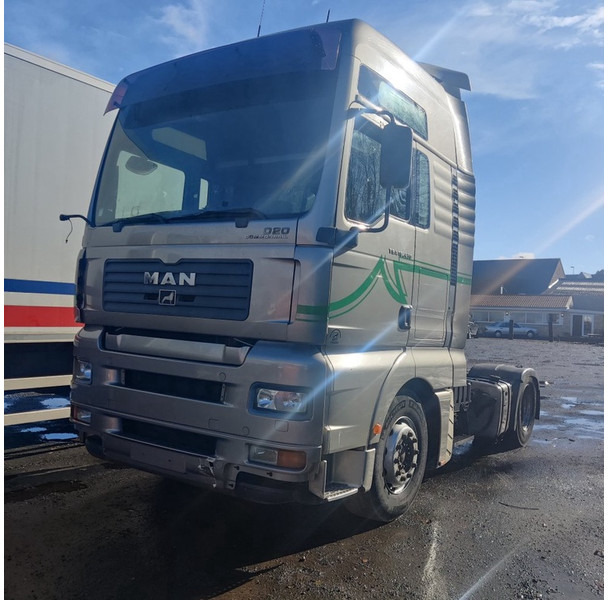MAN TGA 18 430 - Tracteur routier: photos 3 MAN TGA 18 430 - Tracteur routier: photos 3