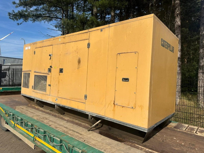 Caterpillar 400 GEN SET - 365kVA - 292kW - 400V/230V - 527A - 4574kg - Groupe électrogène: photos 2 Caterpillar 400 GEN SET - 365kVA - 292kW - 400V/230V - 527A - 4574kg - Groupe électrogène: photos 2