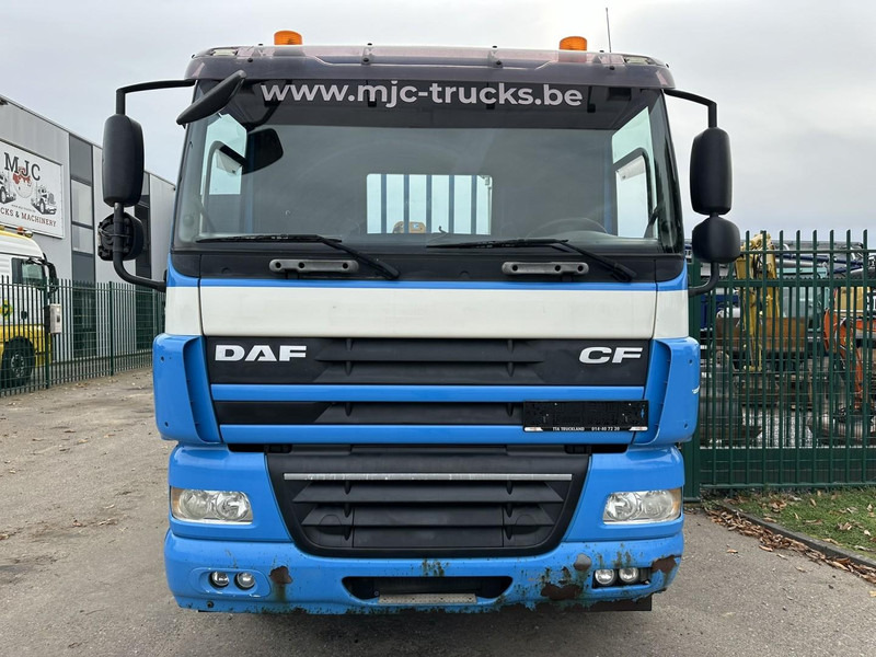 DAF CF 85.360 8x2 PLATFORM 7m35 + CRANE EFFER 165-3S + RADIO - MANUAL GEARBOX ZF - EURO 5 - BE TRUCK - Camion grue: photos 3 DAF CF 85.360 8x2 PLATFORM 7m35 + CRANE EFFER 165-3S + RADIO - MANUAL GEARBOX ZF - EURO 5 - BE TRUCK - Camion grue: photos 3