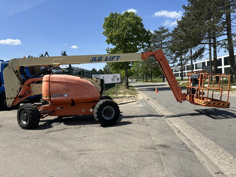 JLG 600AJ 4x4x4 - 20m - 230kg - DIESEL - BELGISCHE MACHINE - Nacelle: photos 5 JLG 600AJ 4x4x4 - 20m - 230kg - DIESEL - BELGISCHE MACHINE - Nacelle: photos 5