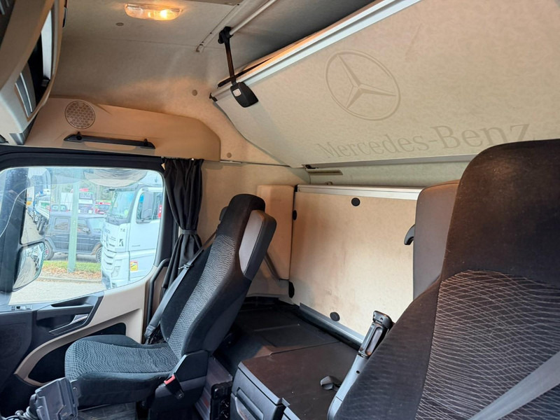 Camion grue Mercedes-Benz ACTROS 2645 6x2 105m³ JUMBO + CRANE PALFINGER PK19001 (4x) - RETARDER - RADIO - *FULL AIR* - FRIGO - EURO 6 - SAF AS - BELGIAN TRUCK: photos 12 Camion grue Mercedes-Benz ACTROS 2645 6x2 105m³ JUMBO + CRANE PALFINGER PK19001 (4x) - RETARDER - RADIO - *FULL AIR* - FRIGO - EURO 6 - SAF AS - BELGIAN TRUCK: photos 12