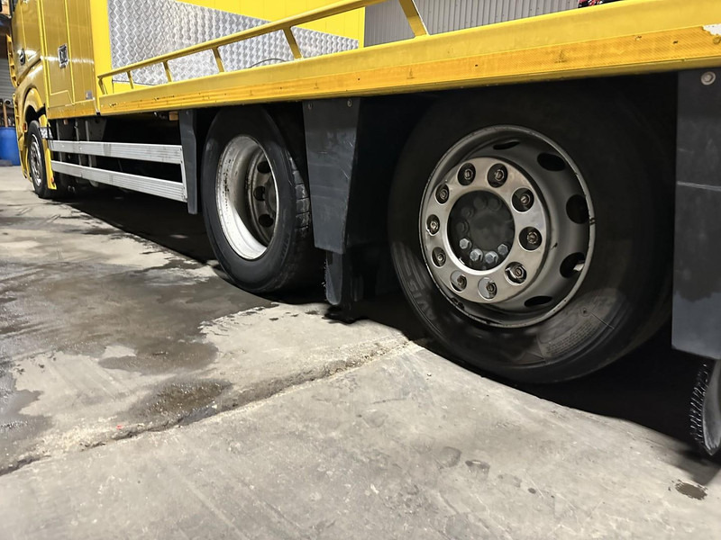 Camion porte-voitures Mercedes-Benz ACTROS 2745 6x2 OPRIJWAGEN / AUTOTRANSPORTER / MACHINE CARRIER - WINCH - 6m10 - EURO 5 - LIFT AXLE - HYDR RAMPS - NL TRUCK: photos 12 Camion porte-voitures Mercedes-Benz ACTROS 2745 6x2 OPRIJWAGEN / AUTOTRANSPORTER / MACHINE CARRIER - WINCH - 6m10 - EURO 5 - LIFT AXLE - HYDR RAMPS - NL TRUCK: photos 12