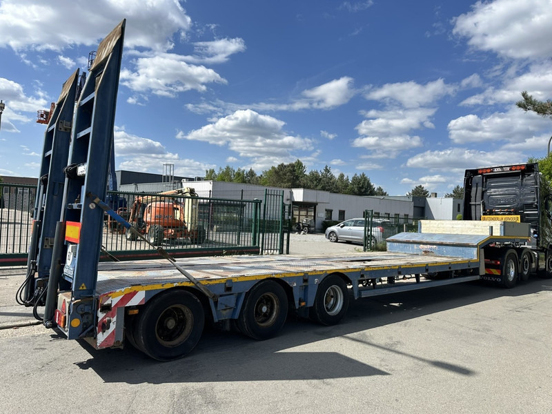 Nooteboom MCO-48-03 60T LOWLOADER / TIEFLADER - 3 STEERING AXLES / 3 LENKACHSEN - RAMPS / RAMPEN - BELG REG. - Semi-remorque surbaissé: photos 4 Nooteboom MCO-48-03 60T LOWLOADER / TIEFLADER - 3 STEERING AXLES / 3 LENKACHSEN - RAMPS / RAMPEN - BELG REG. - Semi-remorque surbaissé: photos 4