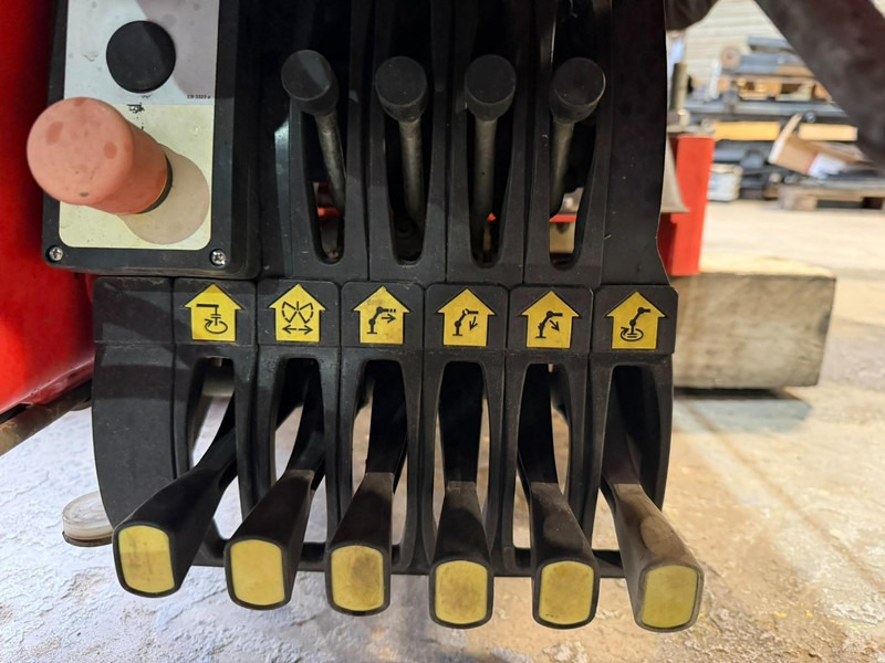 Grue auxiliaire Palfinger PK 12000 A - 2x HYDR - HOOGSTA - 5/6 F - GOOD CONDITION / GUTE ZUSTAND: photos 9 Grue auxiliaire Palfinger PK 12000 A - 2x HYDR - HOOGSTA - 5/6 F - GOOD CONDITION / GUTE ZUSTAND: photos 9