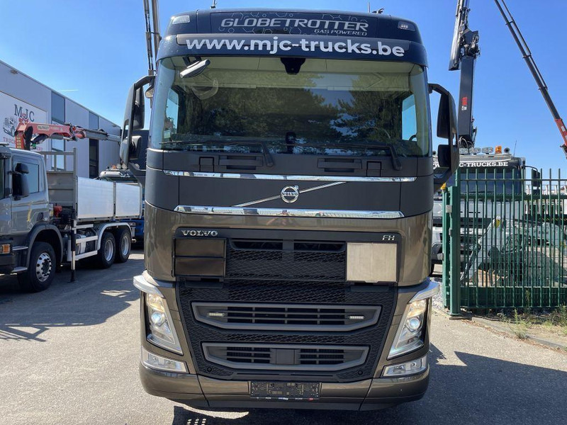 Volvo FH 460 LNG GAS ADR - ACC - Dynamic Steering - I-park Cool - Lane Keeping Support - collision warning - leather - ... BE Truck - Tracteur routier: photos 2 Volvo FH 460 LNG GAS ADR - ACC - Dynamic Steering - I-park Cool - Lane Keeping Support - collision warning - leather - ... BE Truck - Tracteur routier: photos 2