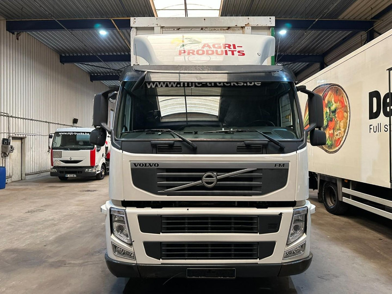 Volvo FM 330 4x2 BOX 7m x 2m48 x 2m75 - 542.000km - EURO 5 - I SHIFT - 19T - A/C - LARGE TAILLIFT - Camion à rideaux coulissants: photos 2 Volvo FM 330 4x2 BOX 7m x 2m48 x 2m75 - 542.000km - EURO 5 - I SHIFT - 19T - A/C - LARGE TAILLIFT - Camion à rideaux coulissants: photos 2