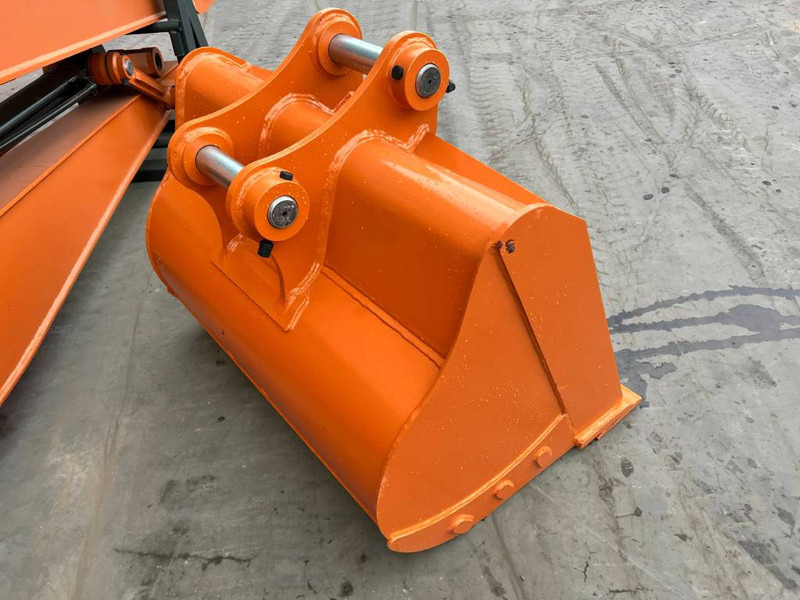 Hitachi ZX225 18m Set - Accessoire pour Engins de chantier: photos 4 Hitachi ZX225 18m Set - Accessoire pour Engins de chantier: photos 4