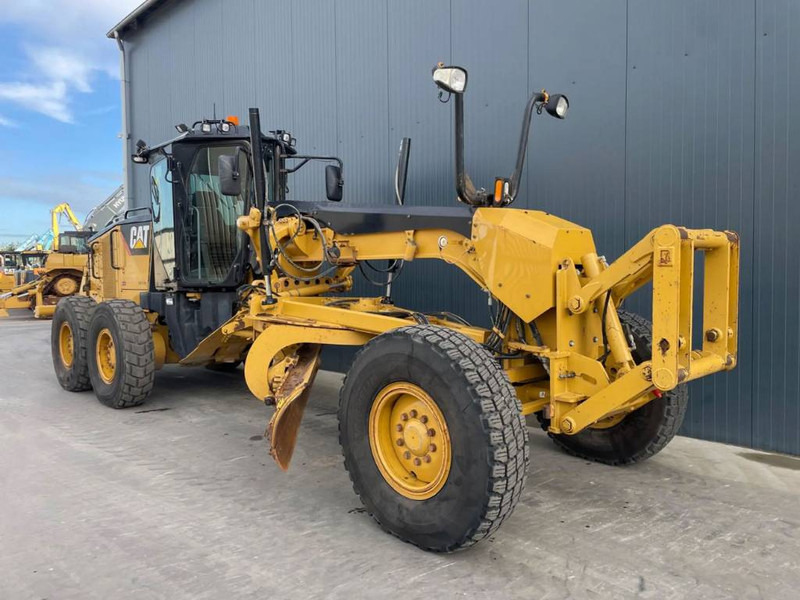 Cat 140M - Niveleuse: photos 3 Cat 140M - Niveleuse: photos 3