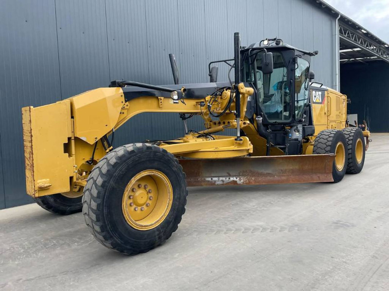 Cat 140M3 - Niveleuse: photos 1 Cat 140M3 - Niveleuse: photos 1