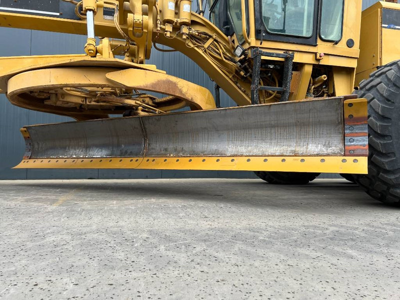 Niveleuse Cat 14H: photos 14 Niveleuse Cat 14H: photos 14