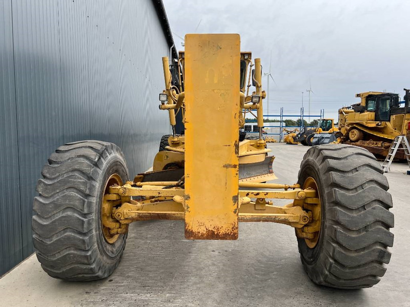 Niveleuse Cat 14H: photos 16 Niveleuse Cat 14H: photos 16