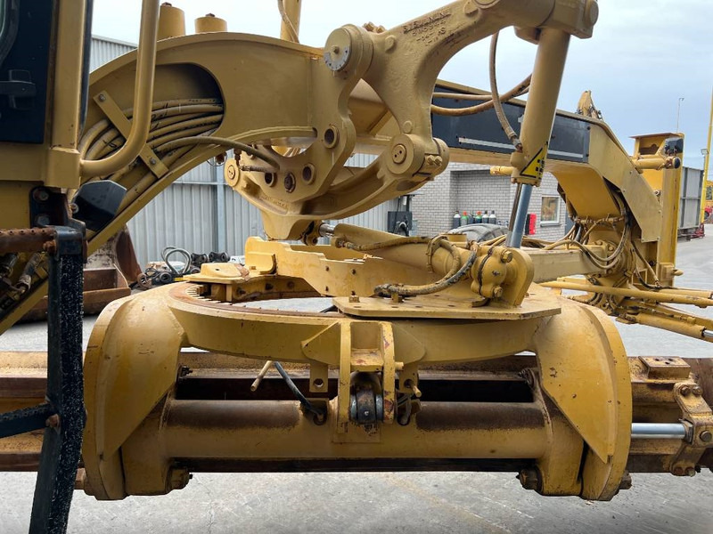 Niveleuse Cat 14H: photos 20 Niveleuse Cat 14H: photos 20