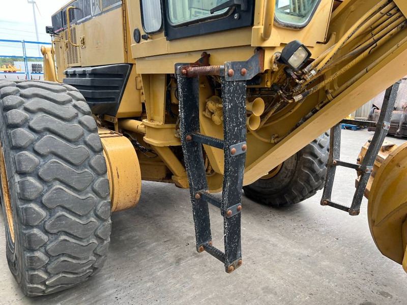 Niveleuse Cat 14H: photos 19 Niveleuse Cat 14H: photos 19