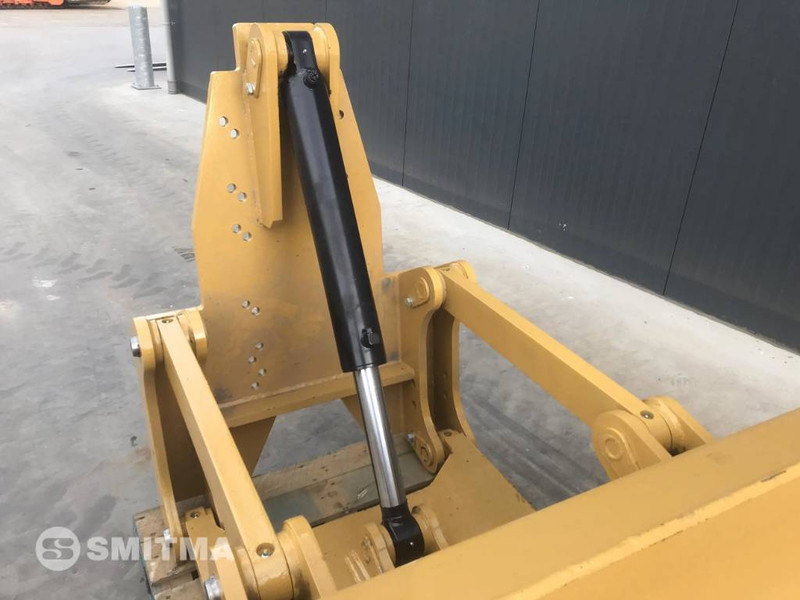 Cat 160K - Lame pour Engins de chantier: photos 5 Cat 160K - Lame pour Engins de chantier: photos 5