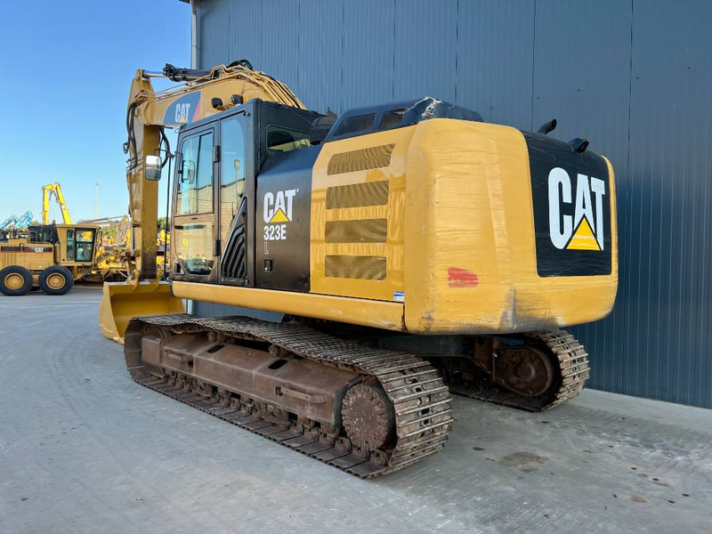 Cat 323E L - Pelle sur chenille: photos 3 Cat 323E L - Pelle sur chenille: photos 3