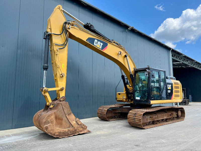 Cat 323F L - Pelle sur chenille: photos 2 Cat 323F L - Pelle sur chenille: photos 2