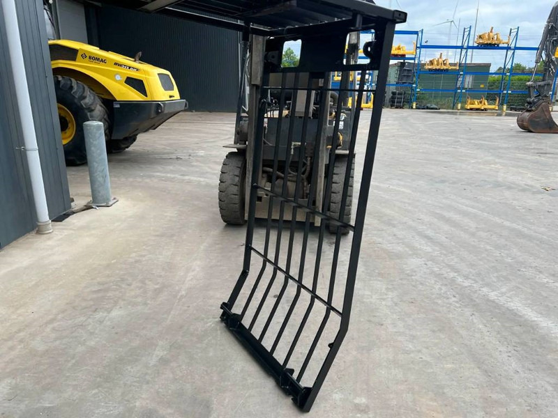 Cat 330D Guard - Cabine et intérieur pour Engins de chantier: photos 3 Cat 330D Guard - Cabine et intérieur pour Engins de chantier: photos 3