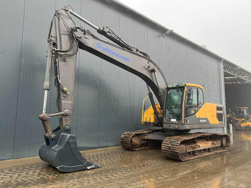 Cat 345C L UHD - 27m - OilQuick - Pelle sur chenille: photos 1 Cat 345C L UHD - 27m - OilQuick - Pelle sur chenille: photos 1