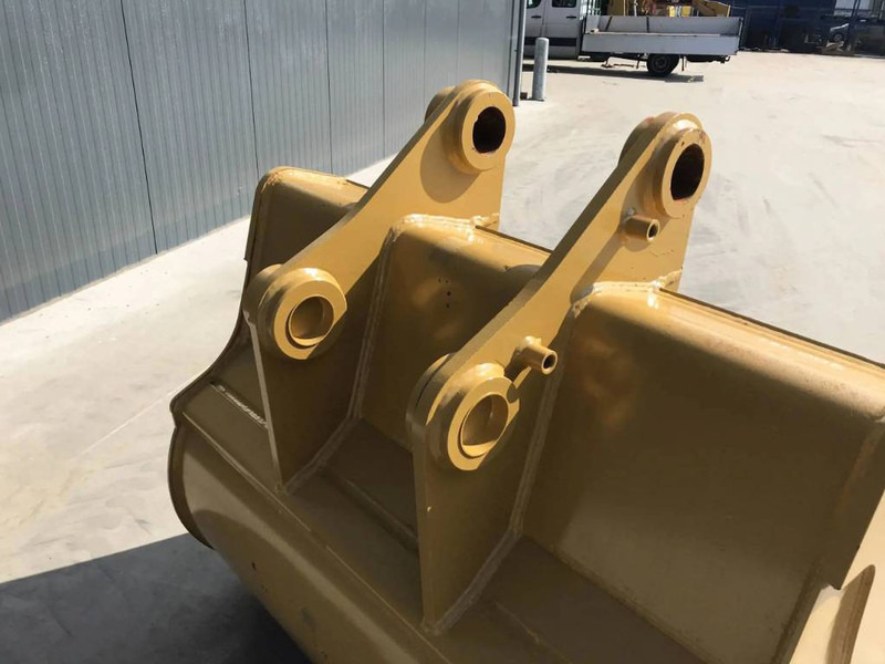 Cat M322D 1.40m - Godet pour Engins de chantier: photos 4 Cat M322D 1.40m - Godet pour Engins de chantier: photos 4
