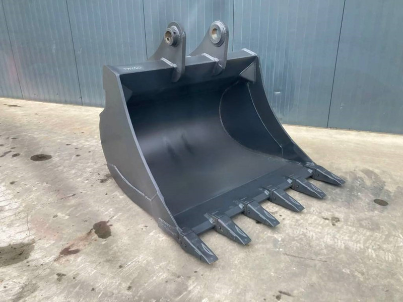 Doosan DX225 - Godet pour Engins de chantier: photos 2 Doosan DX225 - Godet pour Engins de chantier: photos 2