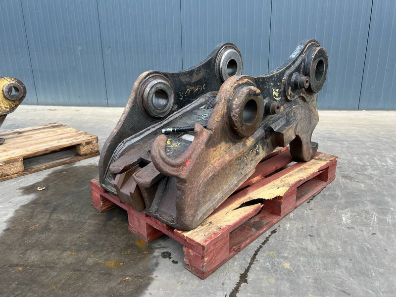 KLEPP MEK KM 3 / VOLVO S3 - 349E / 352F - Attache rapide pour Engins de chantier: photos 1 KLEPP MEK KM 3 / VOLVO S3 - 349E / 352F - Attache rapide pour Engins de chantier: photos 1