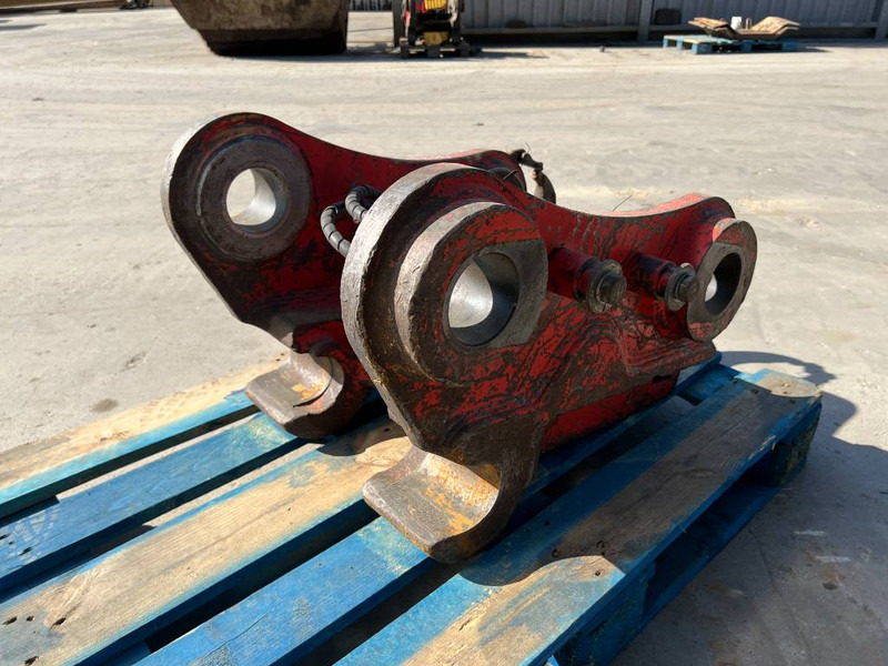 Lehnhoff HS21 - 329D / 330F - Attache rapide pour Engins de chantier: photos 5 Lehnhoff HS21 - 329D / 330F - Attache rapide pour Engins de chantier: photos 5