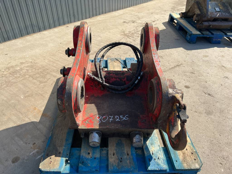 Lehnhoff HS21 - 329D / 330F - Attache rapide pour Engins de chantier: photos 2 Lehnhoff HS21 - 329D / 330F - Attache rapide pour Engins de chantier: photos 2