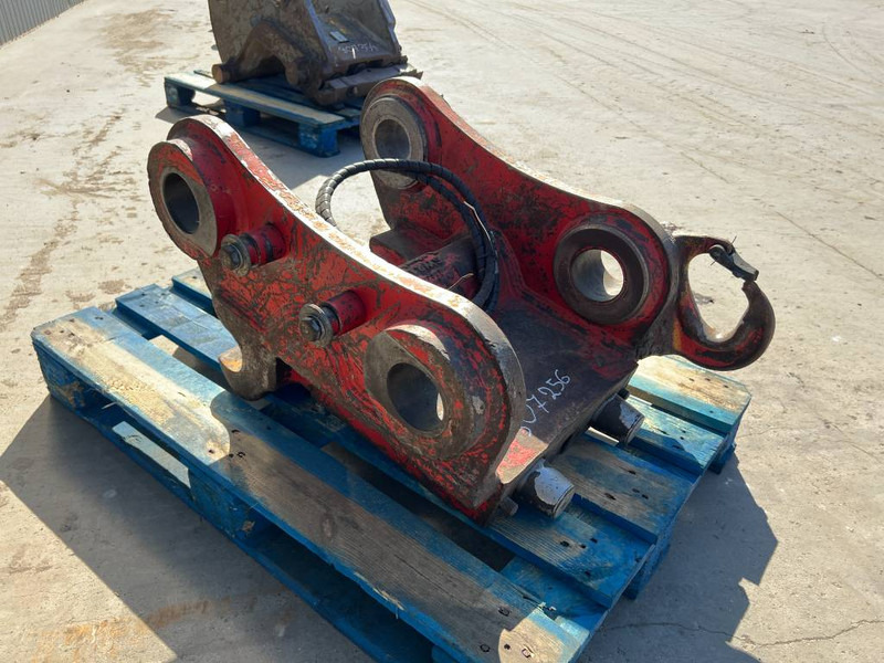 Lehnhoff HS21 - 329D / 330F - Attache rapide pour Engins de chantier: photos 3 Lehnhoff HS21 - 329D / 330F - Attache rapide pour Engins de chantier: photos 3