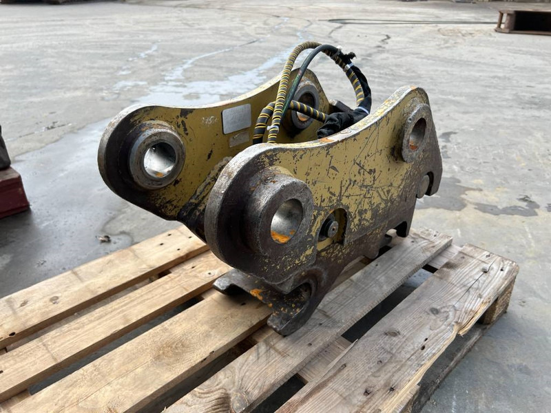 Miller Caterpillar 311D / 312D / 312E / 313F / 314D / 314 - Attache rapide pour Engins de chantier: photos 5 Miller Caterpillar 311D / 312D / 312E / 313F / 314D / 314 - Attache rapide pour Engins de chantier: photos 5